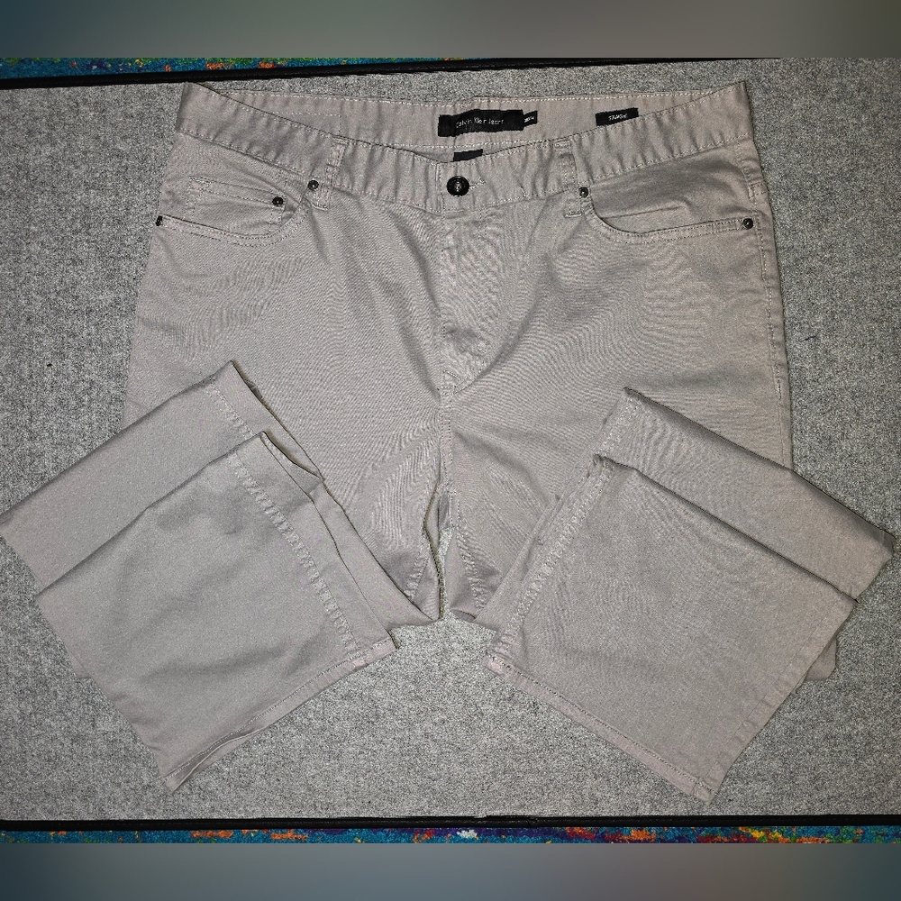 NWT Calvin Klein grey pants‎ 38x34